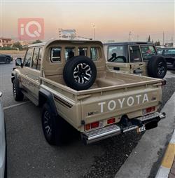 Toyota Land Cruiser 70 Pickup